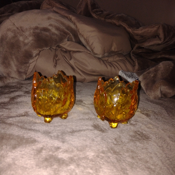 Set of 2 4 footed retired partylite fall oak leaf votive holders. - Picture 3 of 5